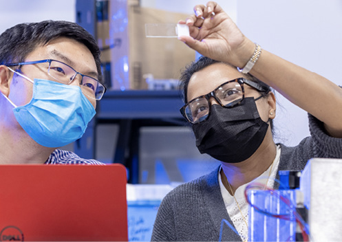 Lab_Techs-0640-Courtesy_of_Clarapath.jpg