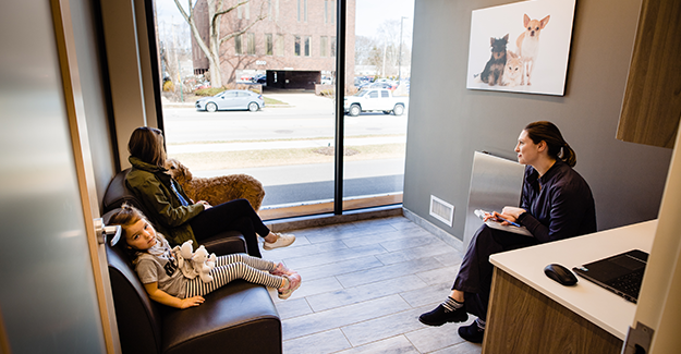 Sept23-APOY-Upper Arlington-Kids waiting.png