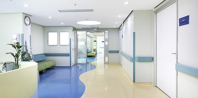 2022-3-10 GettyImages-1295775470 Vet shortage - blog.jpg