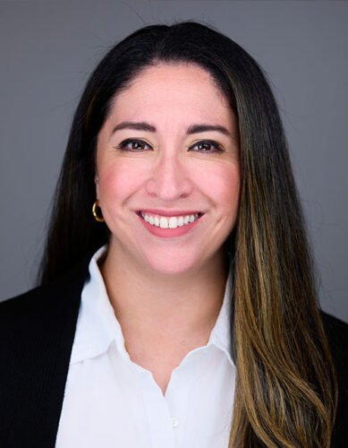 Cristina Syas headshot