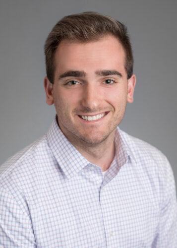 Jason Szumski, DVM